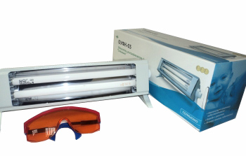 Ultraviolet irradiator for skin irradiation OUFk-320/400-03 